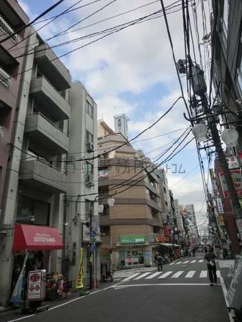 周辺の環境は落ち着いています