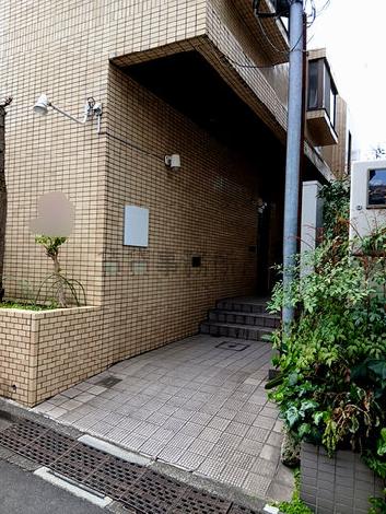 正面玄関