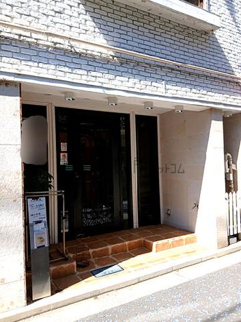 正面玄関