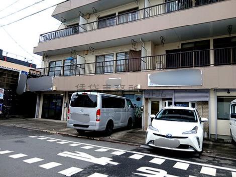 正面玄関