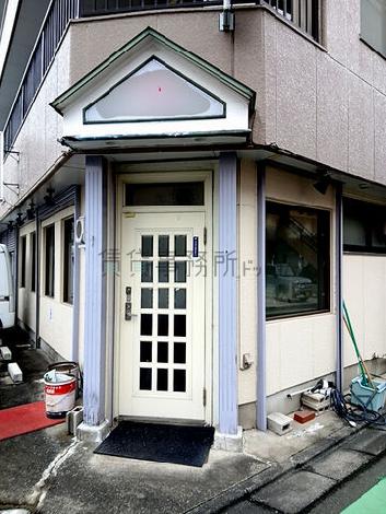 正面玄関