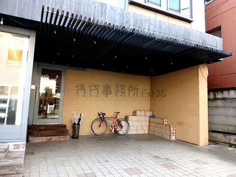 正面玄関