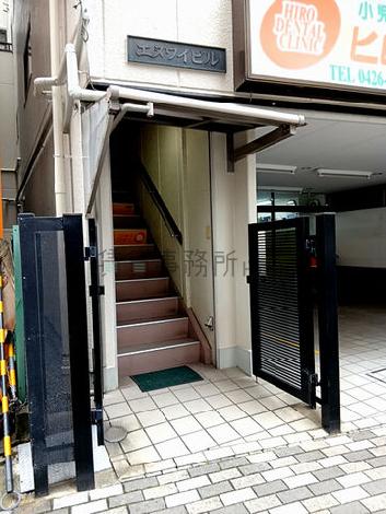 正面玄関