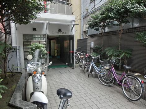 正面玄関