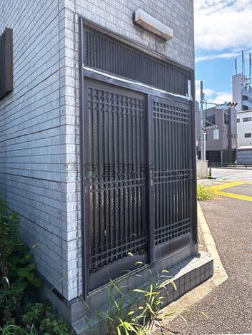 正面玄関