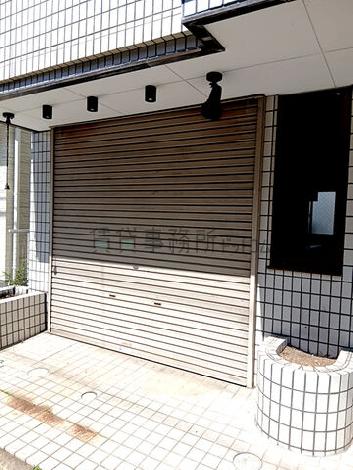 正面玄関
