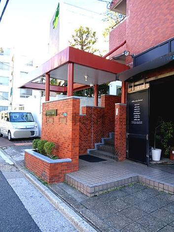 正面玄関