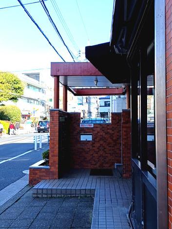 正面玄関