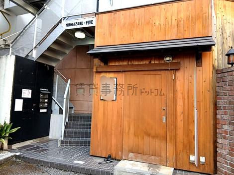 正面玄関
