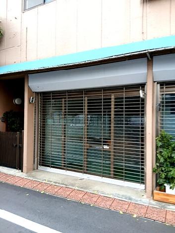 正面玄関