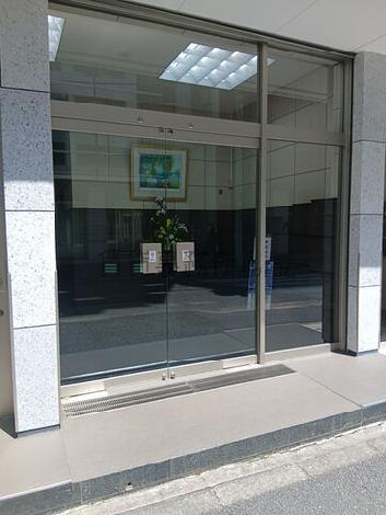 正面玄関