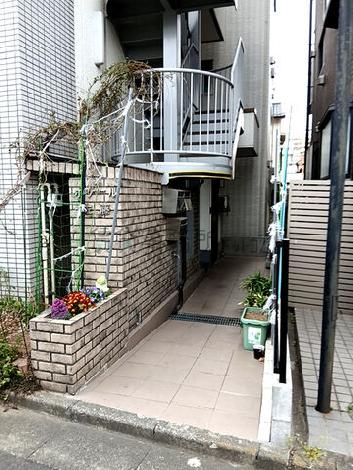 正面玄関