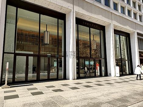 正面玄関