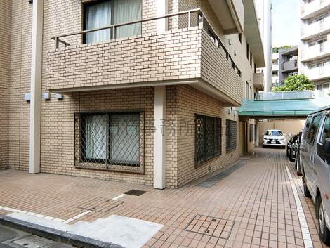 正面玄関