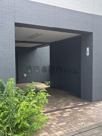 正面玄関