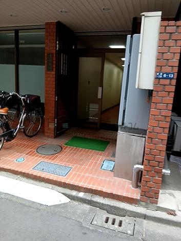 正面玄関
