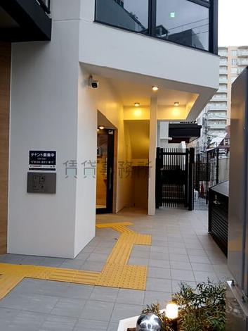 正面玄関