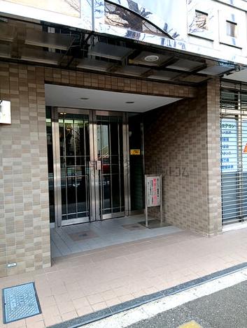 正面玄関