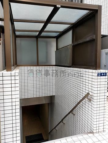 正面玄関