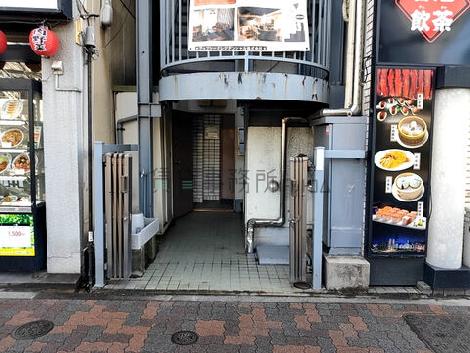 正面玄関