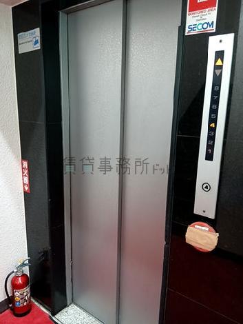 エレベーター