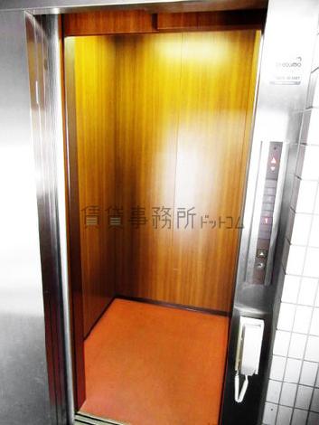 エレベーター