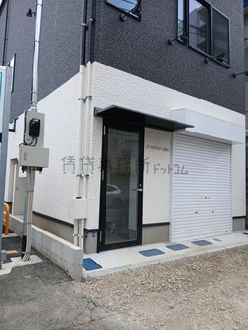 正面玄関