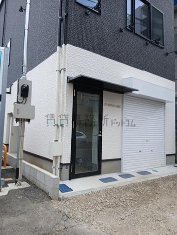 正面玄関