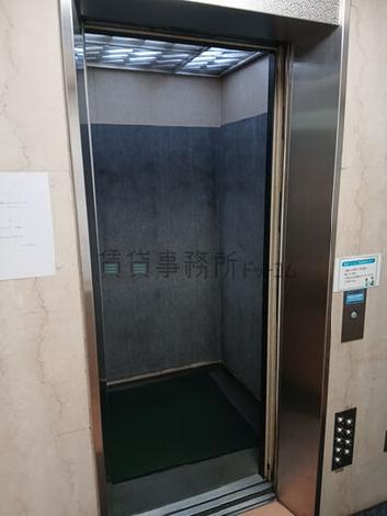 エレベーター