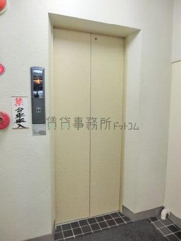 エレベーター