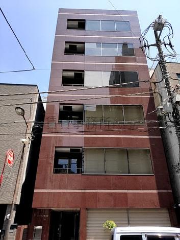 Y’sコーラルビルの外観写真