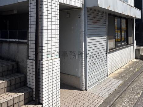正面玄関