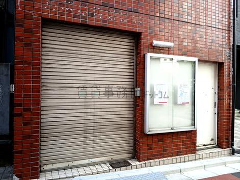 正面玄関