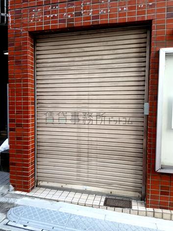 正面玄関