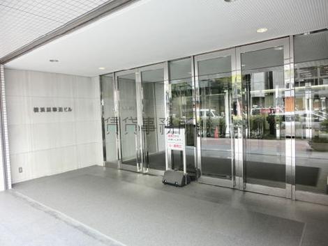 正面玄関