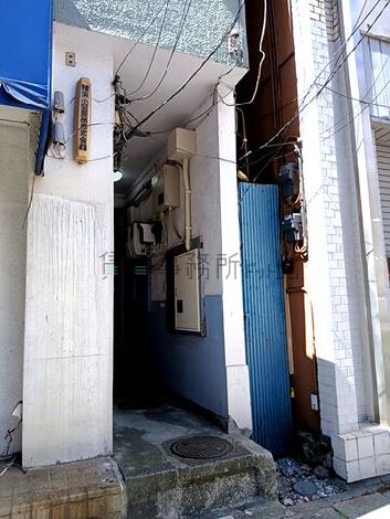 正面玄関