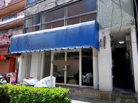 正面玄関