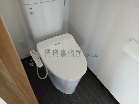 STビルのトイレ