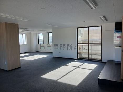 STビルの室内