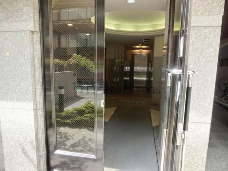 正面玄関