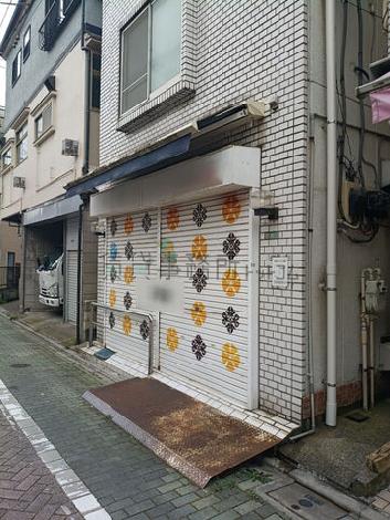 正面玄関