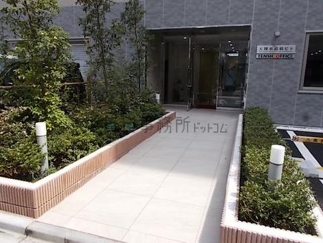 正面玄関