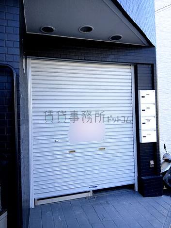 正面玄関