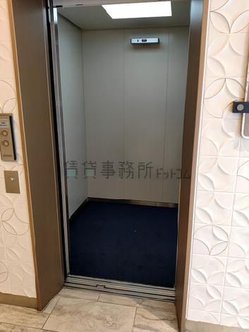 エレベーター