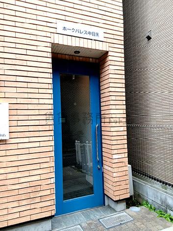 正面玄関