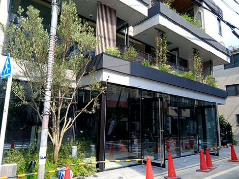 正面玄関