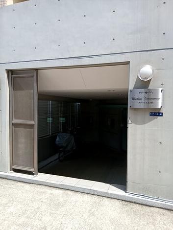 正面玄関