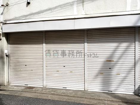 正面玄関
