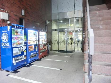 正面玄関