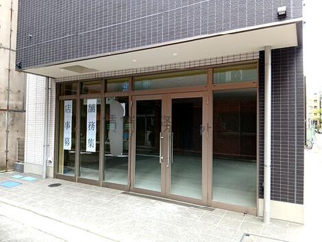 正面玄関